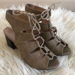 LAST CHANCE - Restricted Peep Toe Sandal